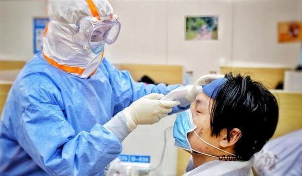 赠送病人口罩_戴口罩的卡通图片