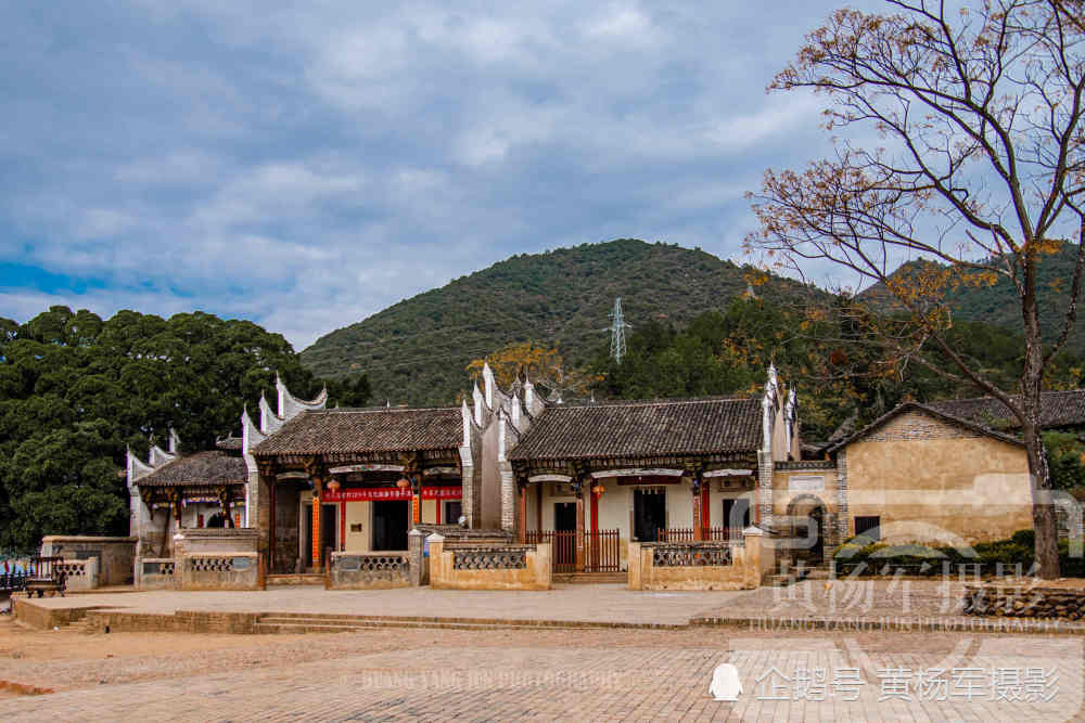 赣州于都县寒信村:赣州东部典型的客家古村落,毗邻梅江风景优美