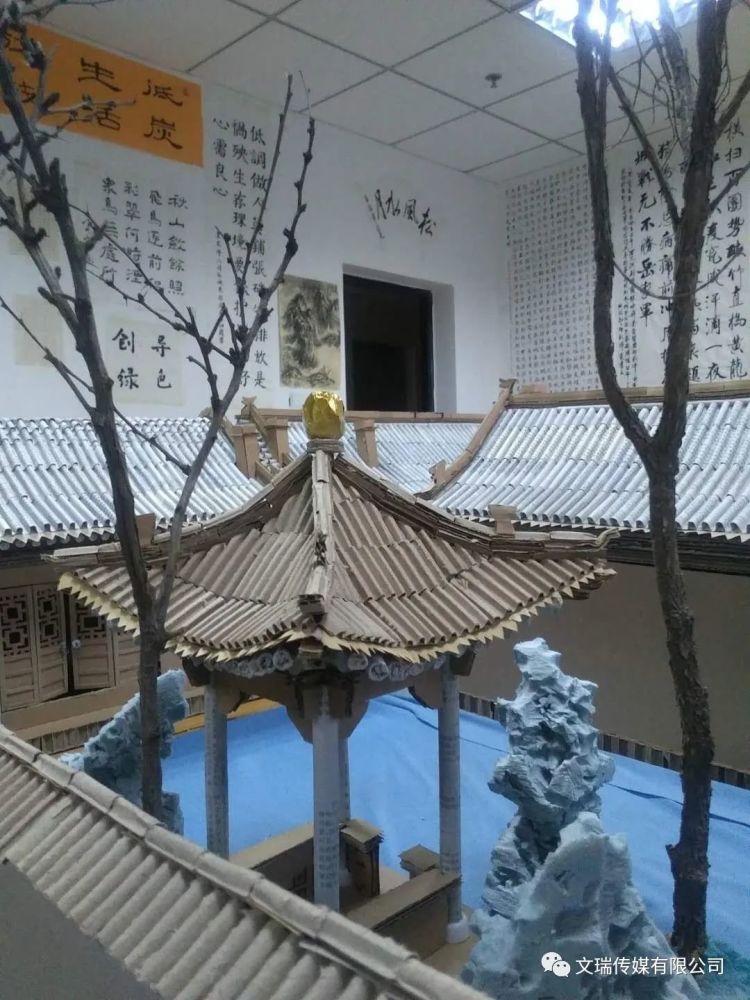 咱应县人杨宇光:让废旧纸板化身巧夺天工的古建筑