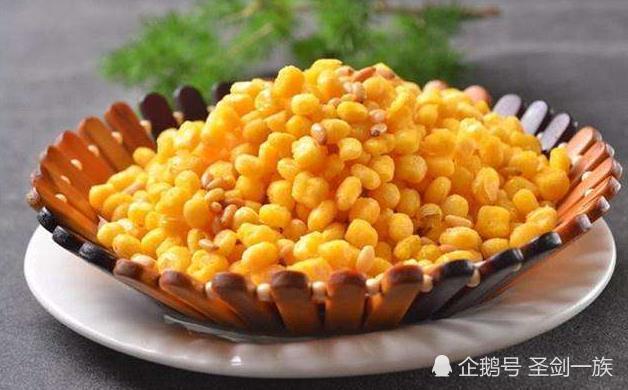 美味推荐:孜然鸡胸,干锅大肠,芝麻南瓜饼,鸡蛋杯沙拉的做法