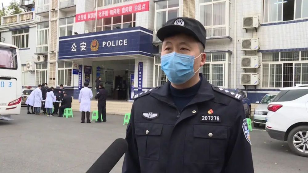 派出所所长 王大春:"为防疫工作付出自己的全部力量,这是我们公安民警