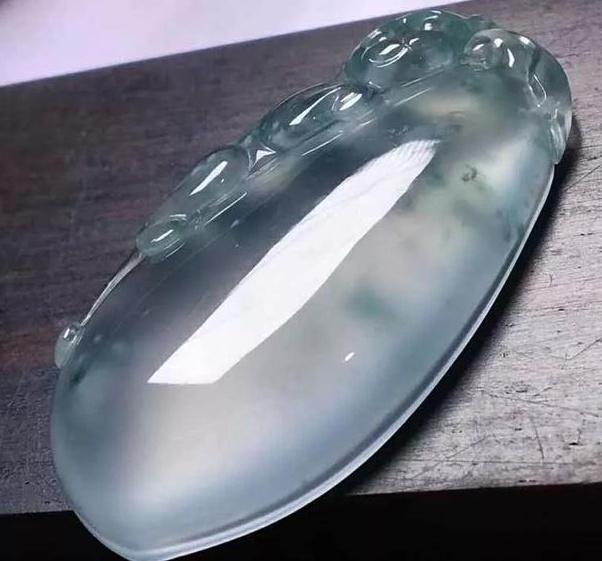 透明度优劣对翡翠的价值影响到底有多大