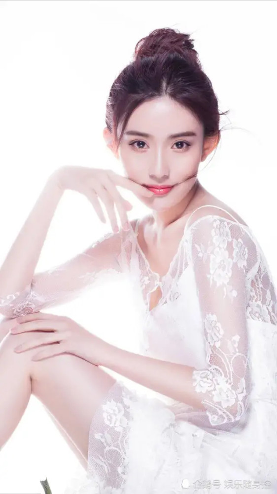孟子义真是美的好像仙子下凡一样,浑身透露着唯美的气息!