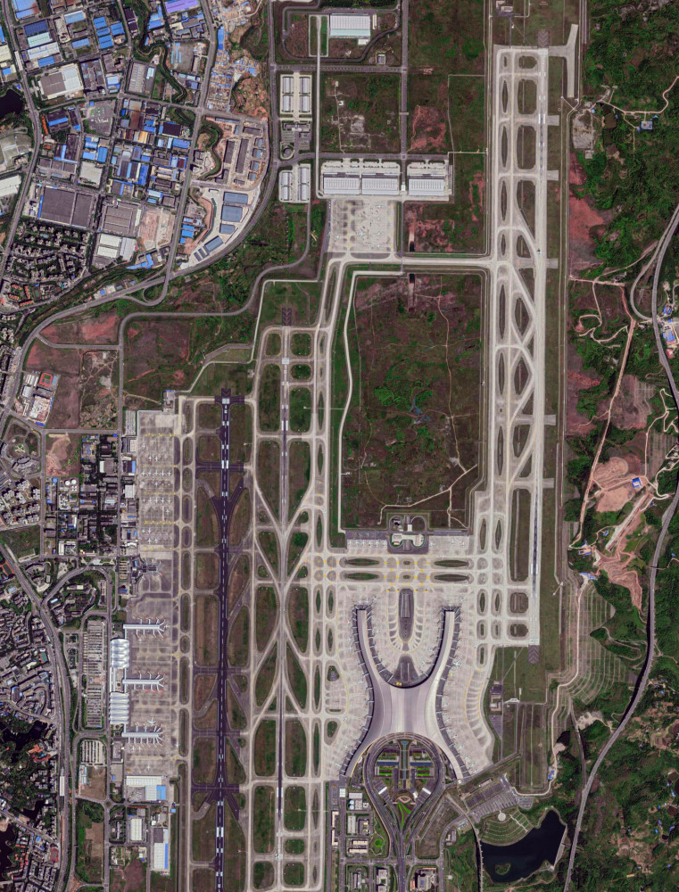 重庆江北机场航拍有三座航站楼三条跑道中西部地区首个