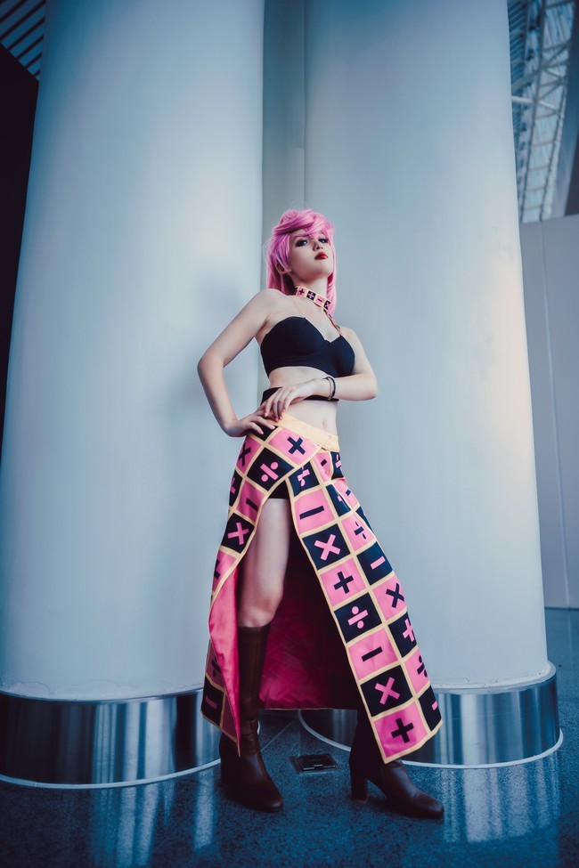 jojo的奇妙冒险特里休乌纳cos,辣妹去哪里了?