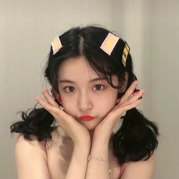 select精选温柔心动女生头像1112