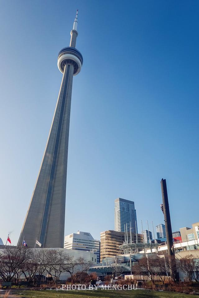 cn塔是多伦多的标志性建筑和骄傲,又译加拿大国家塔,西恩塔,1995年