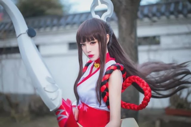 cosplay:《王者荣耀》伽罗@同恩icon