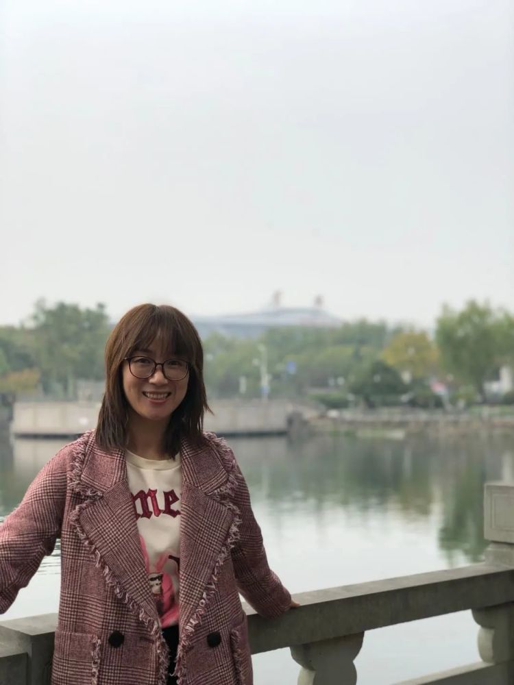 慈溪市慈中书院 张颖