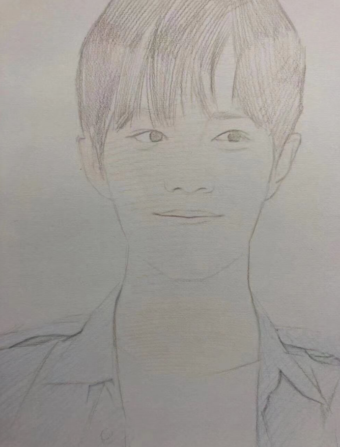 美术生终于对肖战下手了,看到素描觉得丑,看到成品:是个大佬!