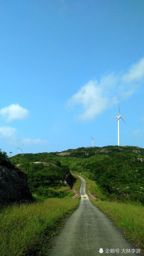 自驾游广东:台山隆文风车山,看大风车,俯瞰台山版千岛湖