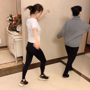一个人在家跳舞视频 小米88广场舞5952