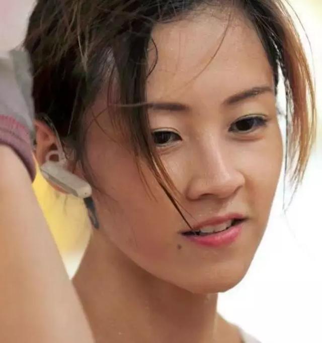 她是网络最美搬运工,打工十年与富二代相爱,如今变成
