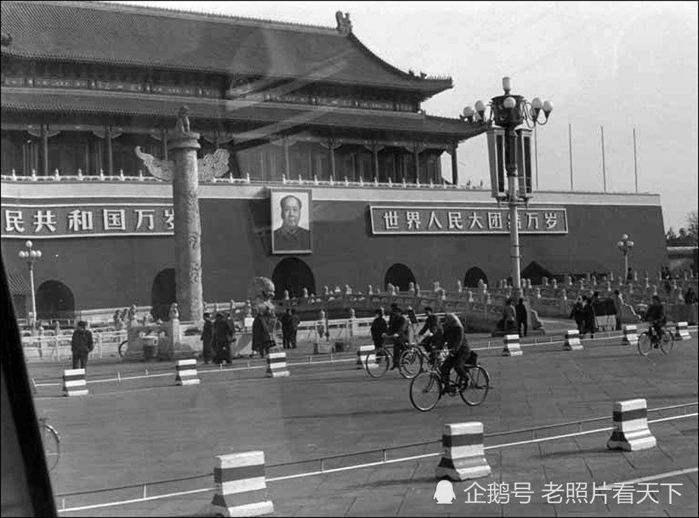 1982年北京老照片28幅 是你小时候记忆中的样子吗?