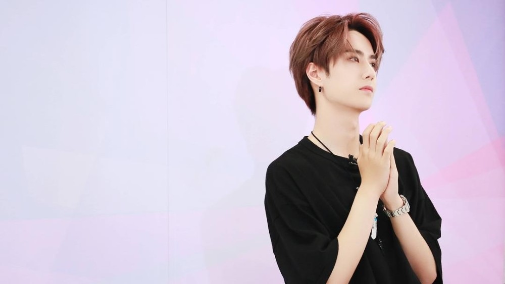 2020年即将霸屏的4位男星,张若昀pk宋威龙,李现王一博