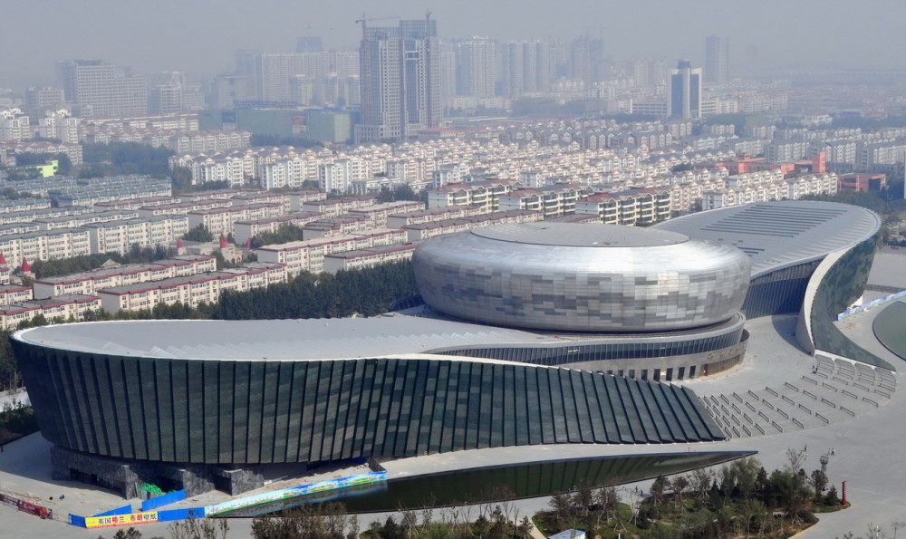 三百万人口的城市_城市人口图片(3)
