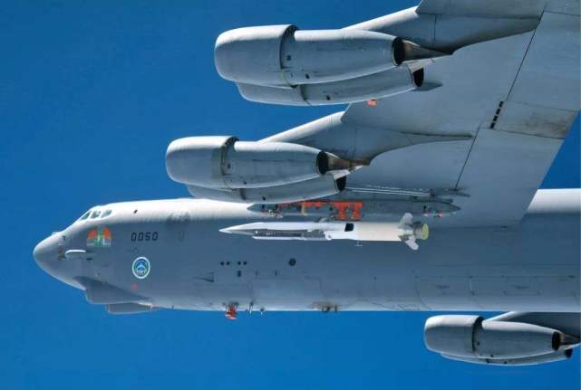 据了解,美国空军决定退出美国陆军的通用高超音速滑翔体计划,打算