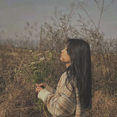 森系闺蜜头像:每个弱女子的身边,都有一个女汉子在守护!