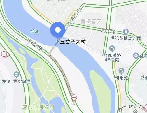 沿中和片区公济桥路向西,跨越锦江,红星路南延线与江滩公园,世纪城