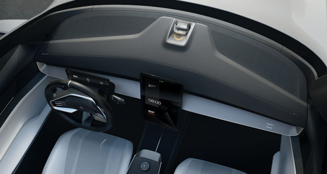 吉利不负众望！“新车标”比特斯拉漂亮