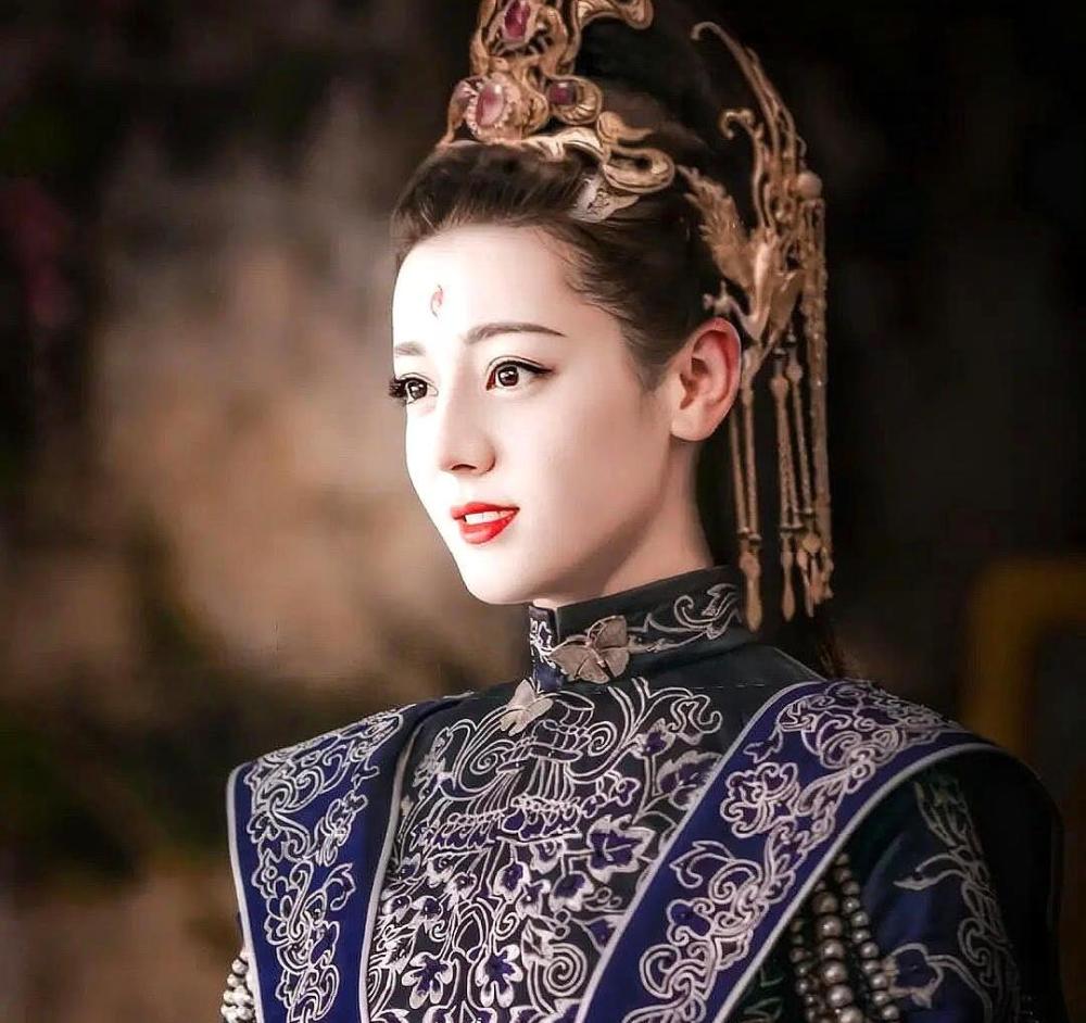 三生三世枕上书番外,帝君给凤九补办婚礼,两百套婚服