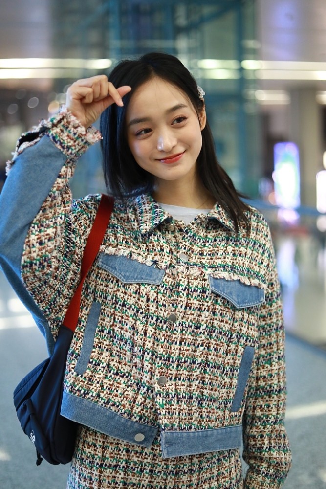 她演过不少影视剧,可是都没有掀起太大的水花,有时候不是长得漂亮演技