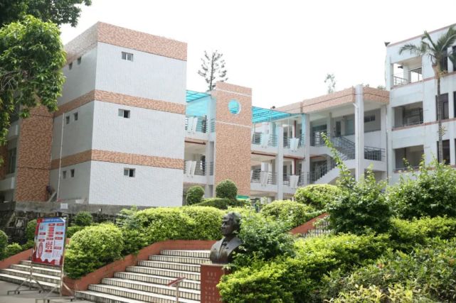 ▼珠海市南屏中学