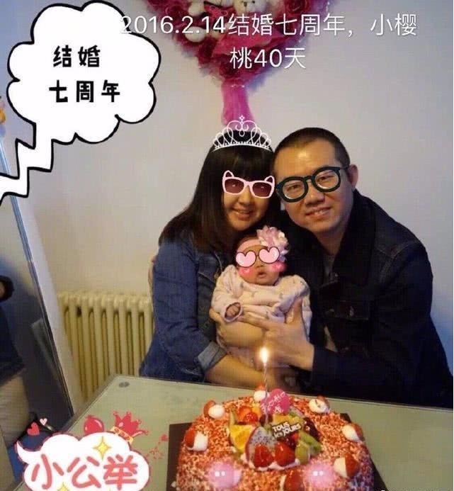涂磊晒女儿近照小樱桃眉宇间像极了爸爸单眼皮小眼睛漂亮乖巧