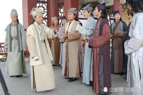 中国古代的秀才举人进士地位如何