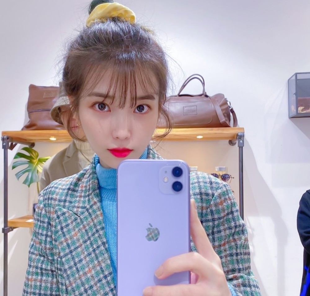 人美会穿的IU真的是太吸引人了!看来她这么红也不是没有道理的 人美会穿的IU真的是太吸引人了!看来她这么红也不是没有道理的