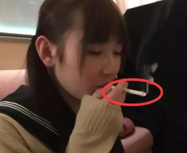 出门在外,很多公共场合都是禁止抽烟的,想要抽烟就需要去到一些专门