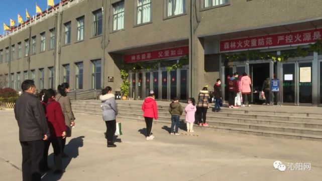 国家5A级神农山风景名胜区于3月14日正式恢复开放