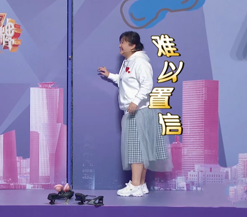 贾玲的"亚瑟士"火了,上脚效果不输aj,网友:胖女生必备!