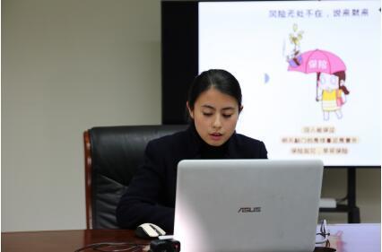 恒丰银行重庆分行：以金融消费者为中心 助力疫情防控