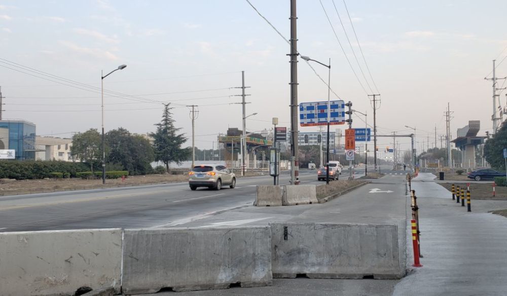青浦崧泽大道油墩港桥将全封闭施工,司机朋友互相转告