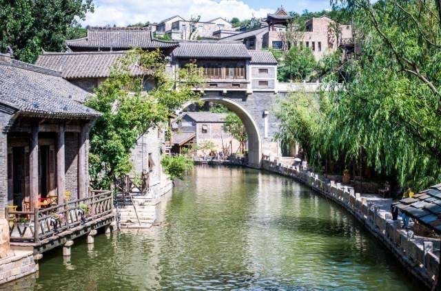 北京唯一的水乡古镇,古镇风景优美,周末最受欢迎