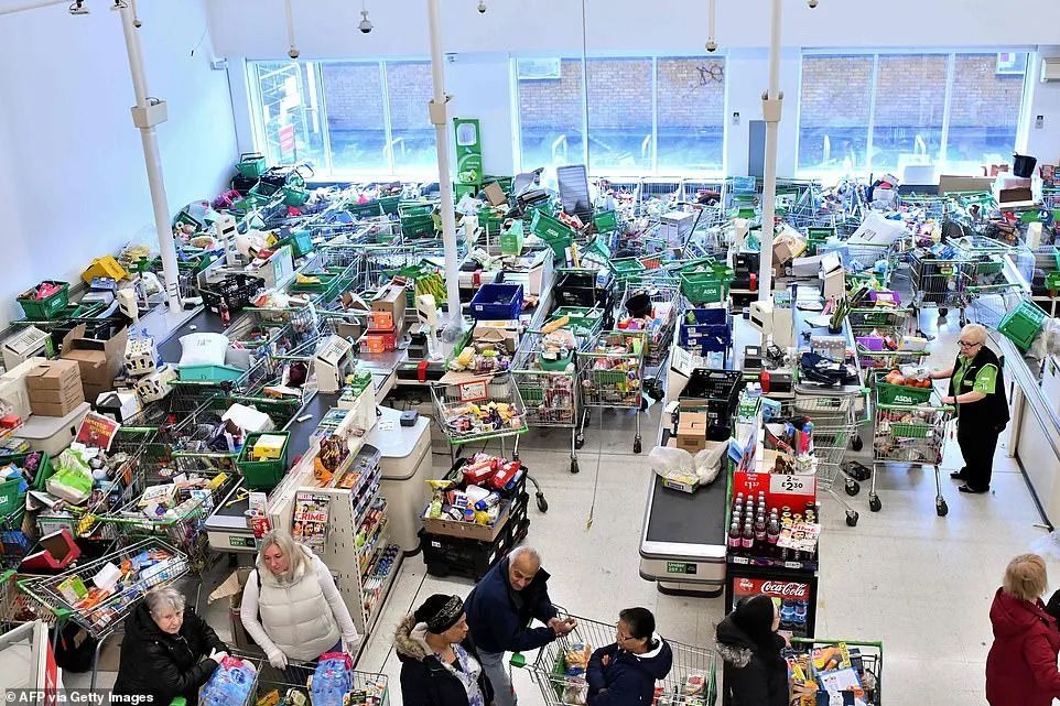 美国因新冠起诉中国?中国出手了
