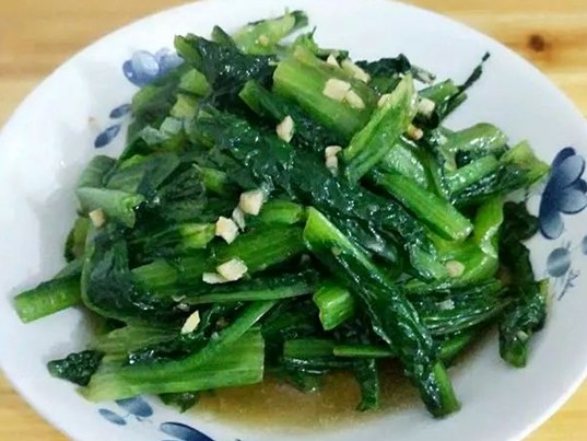 清炒油麦菜