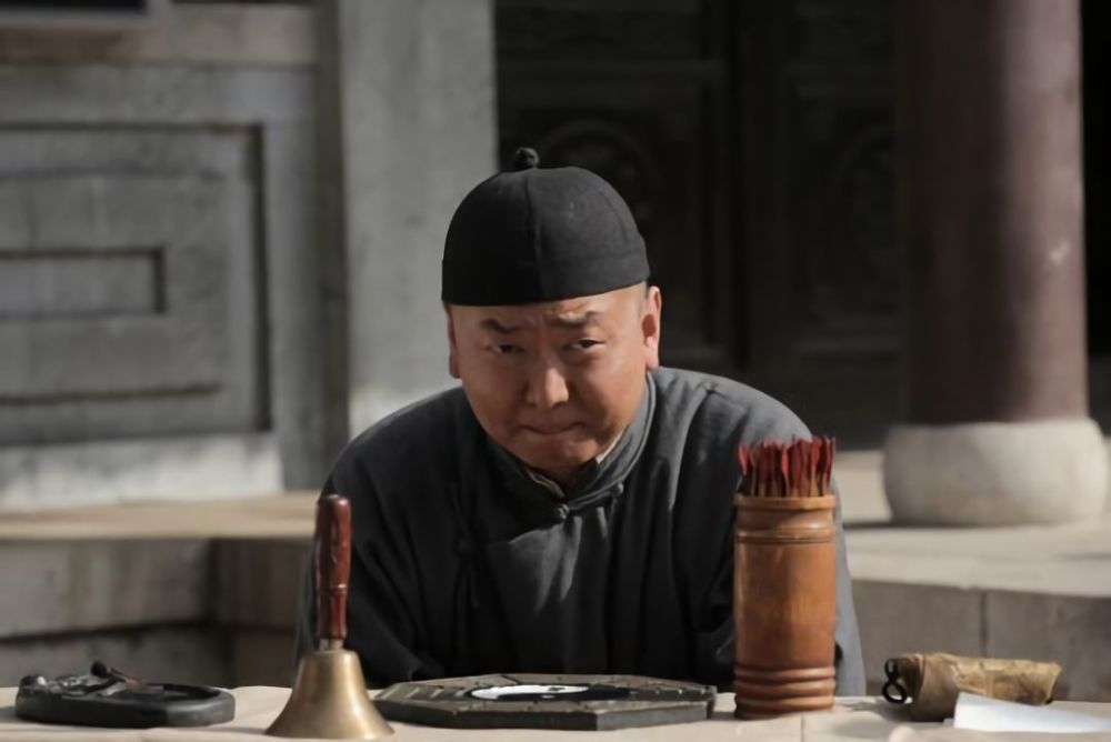 民间故事:胡半仙算命,天下没神奇的法术,只有你不懂的