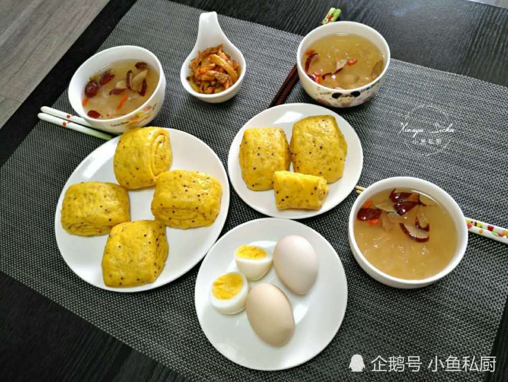 早餐:南瓜藜麦馒头 白煮蛋 红枣银耳羹 小咸菜