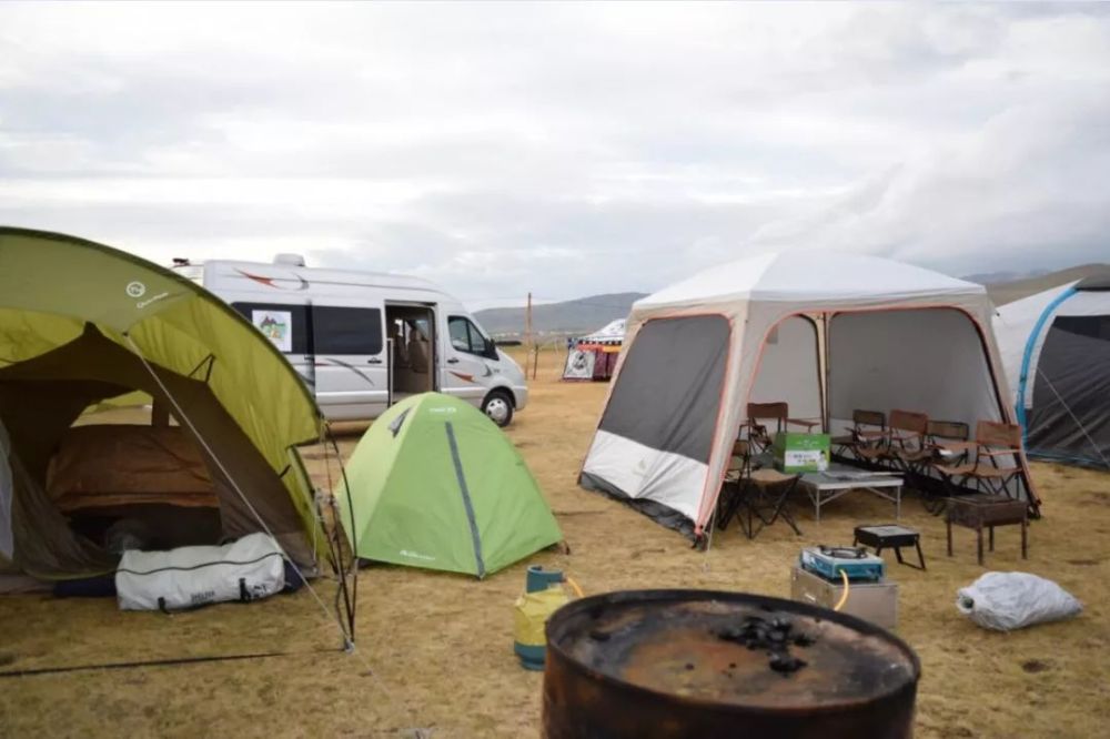 【房车生活】待到山花烂漫时,用一场房车旅行重返大自然