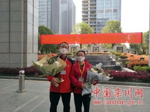 医生王恒涛和张微微