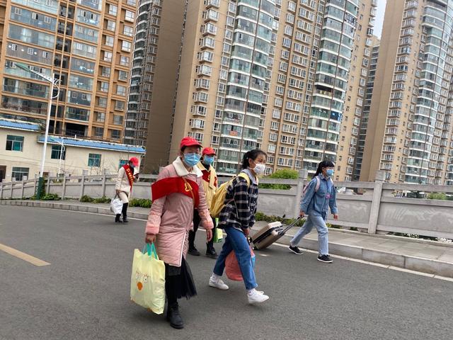 又一人口大省宣布开学_开学黑板报