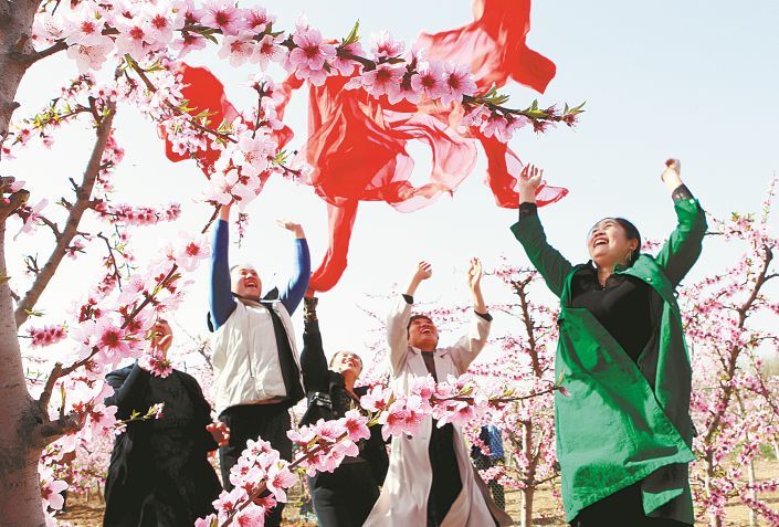 叶县桃花节赏花季持续到5月1日