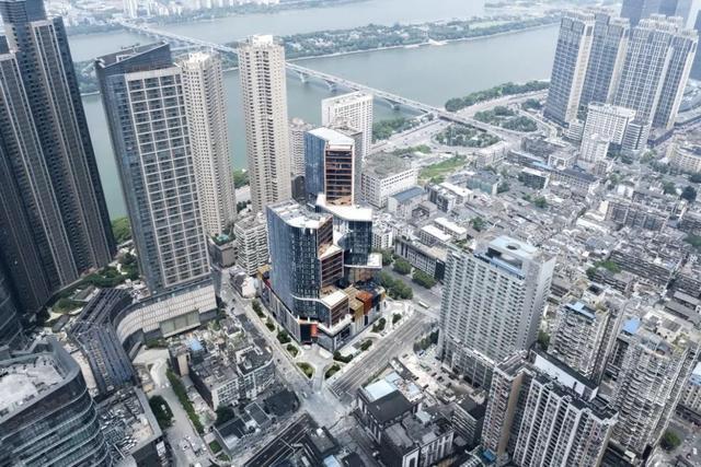 哈尔滨市2020年gdp是多少_哈尔滨市2004年航拍图(3)
