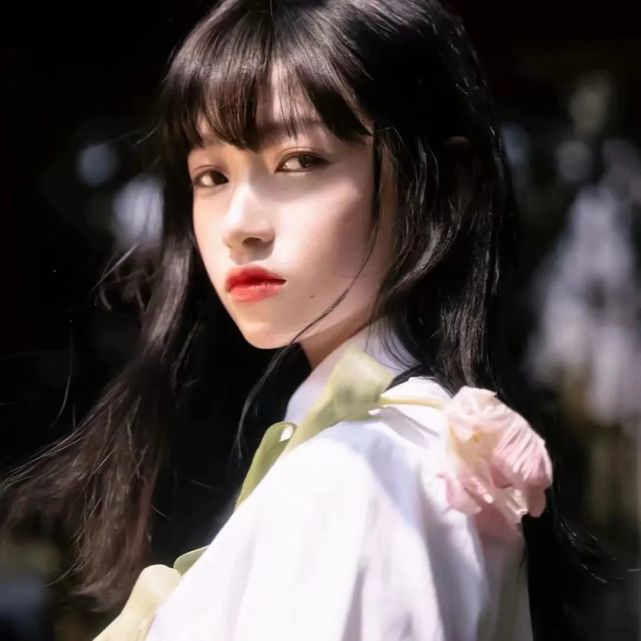 女生头像丨一组高质量真人女头