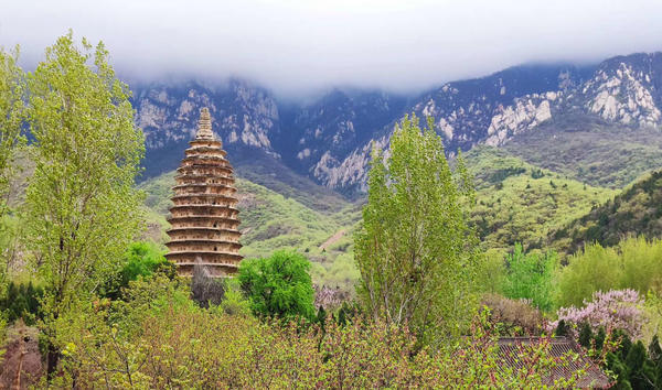 登封嵩山风景名胜区恢复对外开放