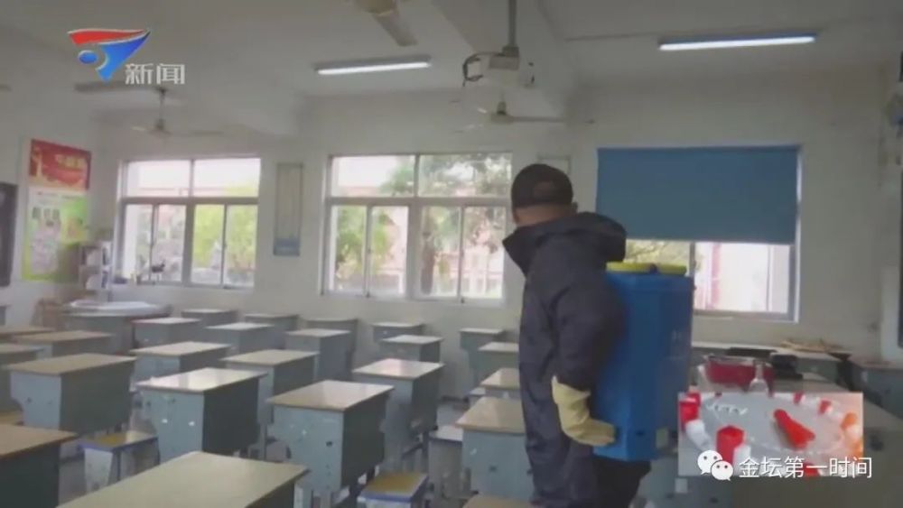 金坛区第二中学副校长 于忠东