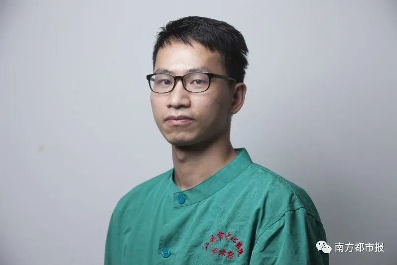 我特别想念牛肉火锅 汕头为湖北搏命的25