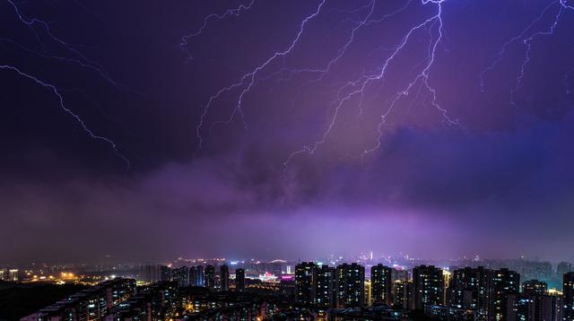 雷电多少人口_雷电芽衣(2)